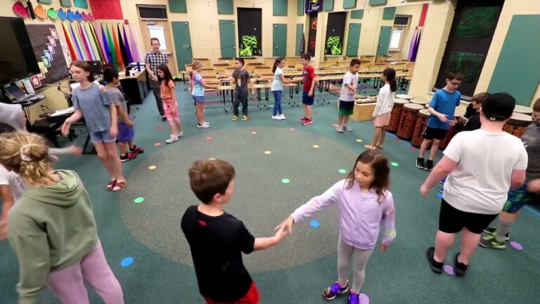 “The Lucky Seven Dance” from The New England Dancing Masters